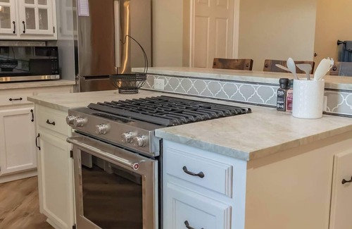 Forestburg House | Cozy 2BR Forestburg Escape | Near Wineries & BBQ