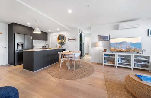 Reid Apartment | cozy 2BR @ free parking & wifi