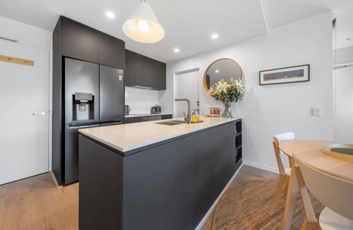 Reid Apartment | cozy 2BR @ free parking & wifi