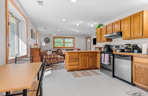 Traverse City House | Cozy 2BR - Heated Bath Floors - Close To town