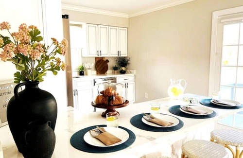 Easton House | Cozy 2BR Home near Idlewild Parkn