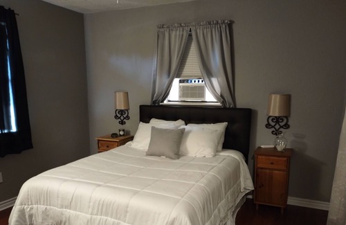 Somerville House | Cozy 2BR House Getaway Lake Somerville