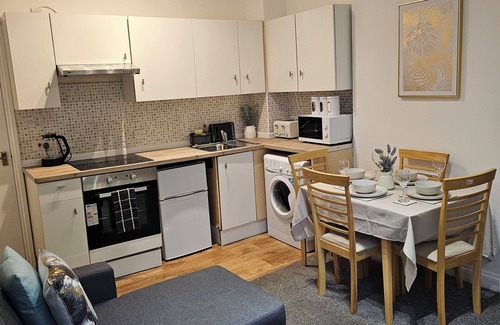 Saint Paul's Condo | Cozy 2BR in Bristol City Centre