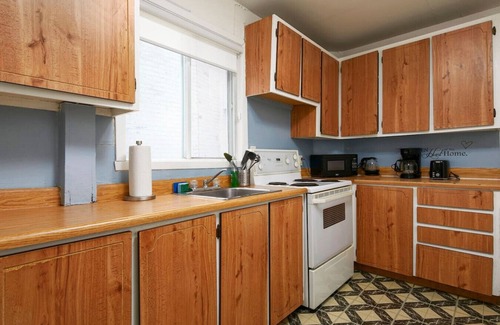 Plateau Mont Royal Apartment | Cozy 2BR in Plateau Mont-Royal | Downtown MTL