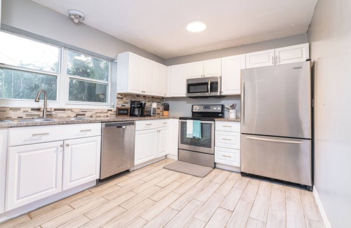 Old Seminole Heights House | Cozy 2br Seminole Heights Perfect for a Getaway