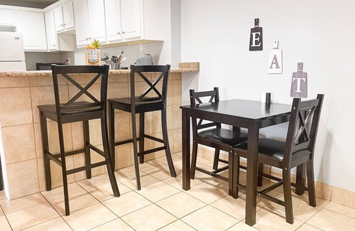 Franklin Apartment | Cozy 2BR with private parking