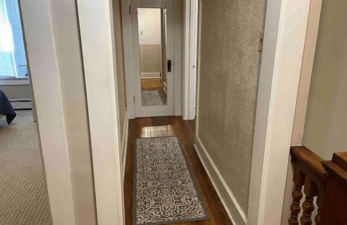 Green Bay Apartment | Cozy 3 & 4 Bed Home 2 Blocks to Hospitals & Lambeau