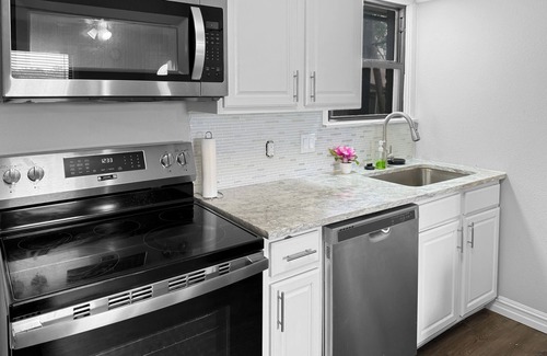 Mesquite House | Cozy 3-Bed/2Bath House, 15 minutes from Downtown Dallas