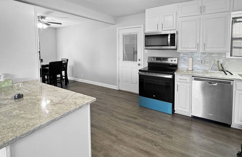 Mesquite House | Cozy 3-Bed/2Bath House, 15 minutes from Downtown Dallas