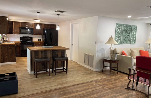 Tanglewood Terrace House | Cozy 3-bed home close to beautiful beaches.
