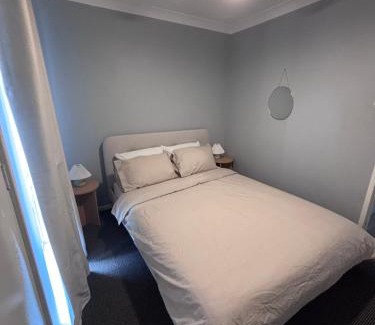 Halls Head House | Cozy 3-Bed House in Halls Head