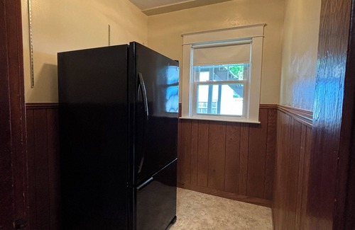 Bristol Apartment | Cozy, 3 bed retreat near downtown Bristol