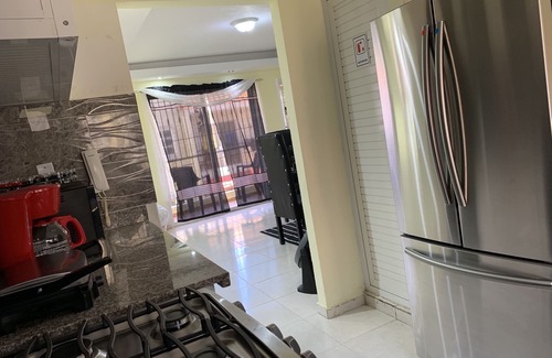 Los Frailes Apartment | Cozy 3 bedroom spacious Condo minutes away from Beach.