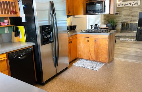 Beaver Dam House | Cozy 3 bedroom, 1 bath home on Beaver Dam Lake