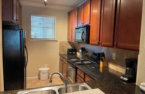 Wellington Condo | Cozy 3 Bedroom 3 Bathroom Condo in Bella Piazza
