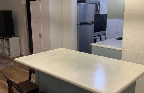 Western Honolulu Apartment | Cozy 3-bedroom apartment with WiFi in Centrally located Honolulu Salt Lake