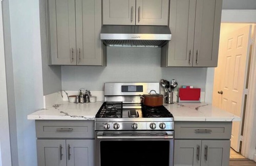 Mid Central House | Cozy 3-Bedroom Bungalow Near Old Town Pasadena