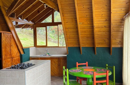 Gachancipa Cabin | Cozy 3-bedroom cabin in charming Tocancipá with WiFi