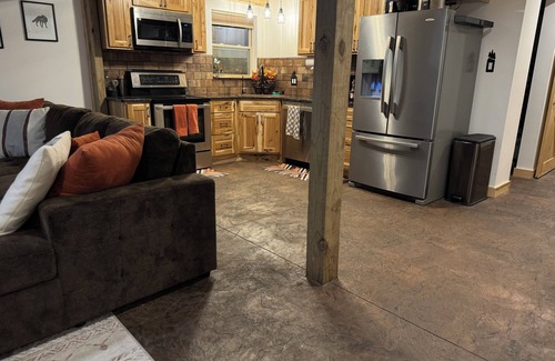 North East Cabin | Cozy 3-bedroom cabin in charming North East