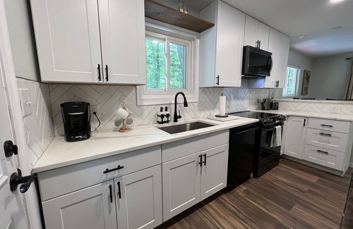 Locust Lake Village Ski Chalet | Cozy 3 Bedroom Chalet with Hot Tub