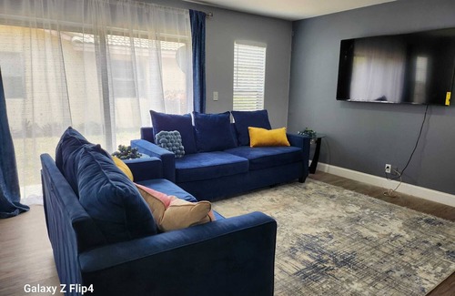 Coral Springs Condo | Cozy 3-bedroom condo in fabulous Coral Springs with WiFi, AC