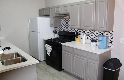 Norman House | Cozy 3-bedroom Duplex in lovely Norman down the road from OU campus!