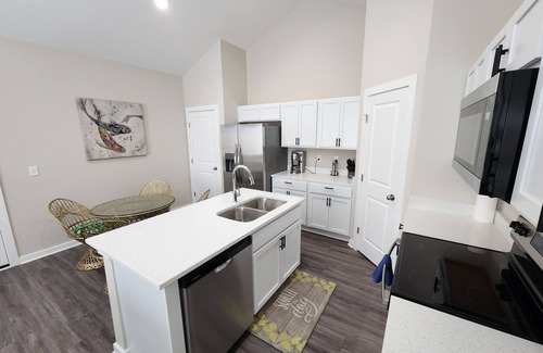 Wichita House | Cozy 3-Bedroom Duplex