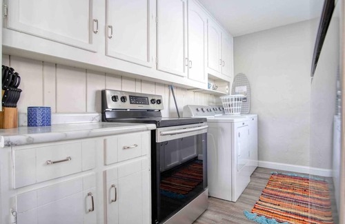 Indianapolis House | Cozy 3 Bedroom Home - Close To Everything Downtown