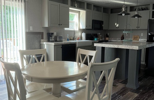Nancy House | Cozy 3-bedroom home in Nancy just Minutes to Lee’s Ford Marina!