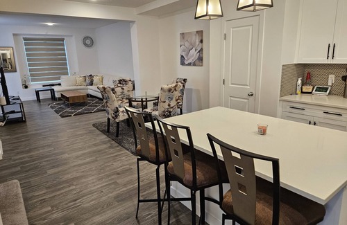 Airdrie House | Cozy 3 Bedroom Home Retreat with a Private Office.
