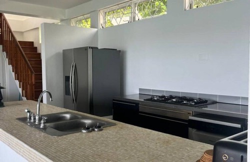 Morne Rouge House | COZY 3-BEDROOM HOME WITH AMAZING SEA VIEW & BREATH-TAKING SUNSETS