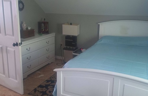Stambaugh House | Cozy 3-bedroom house with WiFi, in superb Iron River. Close to downtown.