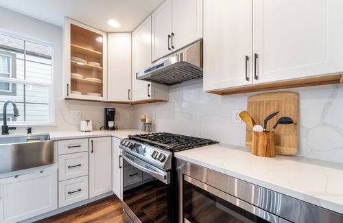 Dakota Station House | Cozy 3-bedroom house in lovely Littleton with AC, WiFi