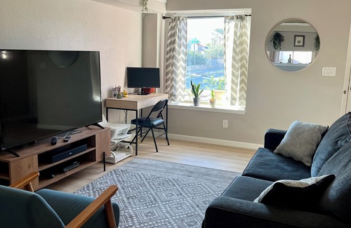 Biggs Field House | Cozy 3-bedroom house with AC and WiFi in welcoming El Paso