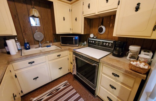 Ruidoso House | Cozy 3 bedroom house with fireplace in beautiful Ruidoso