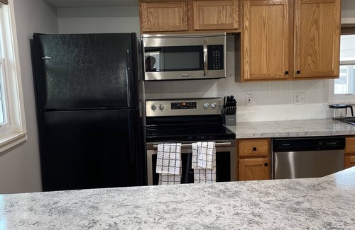 Lexington House | Cozy 3 bedroom Lake house