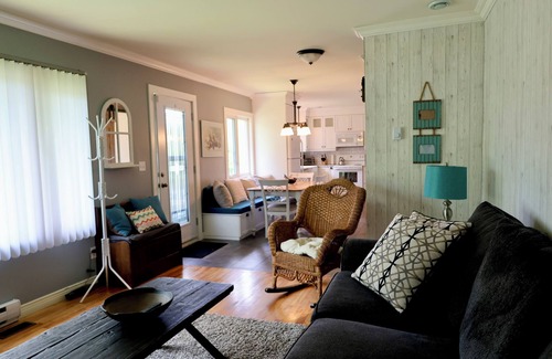 Moncton Apartment | Cozy 3-Bedroom Main-Floor Bungalow, Prime Location