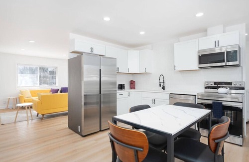 Lawrence House | Cozy 3-Bedroom Near DT Indy