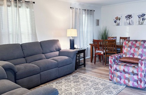 Rio Vista House | Cozy 3-Bedroom Retreat in San Marcos