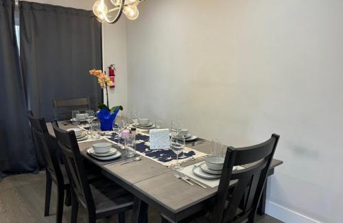 Surrey House | Cozy 3-Bedroom Retreat in Surrey Share Save