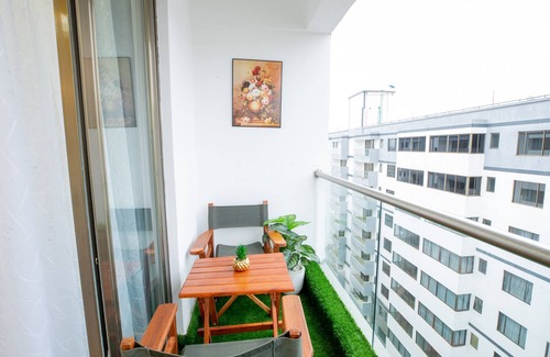 Thompson Estate Apartment | COZY 3-BEDROOM SERVICED APARTMENT IN LAVINGTON BY COZY HOMEs