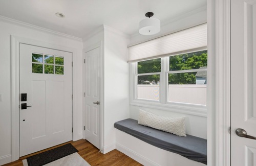 Southampton House | Cozy 3 Bedroom Southampton Village Oasis