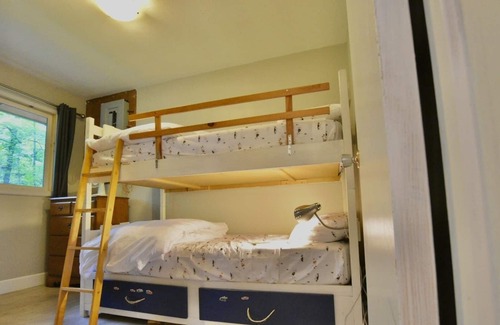 Douro-Dummer Cottage | Cozy 3 bedroom Stoney Lake Family Cottage