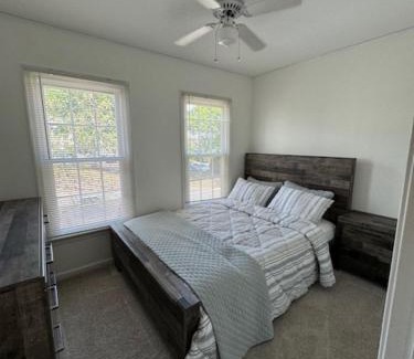 Fairfax House | Cozy 3-bedroom townhome in Fairfax