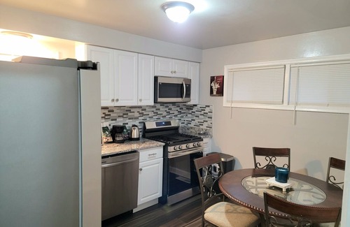 Detroit House | Cozy 3 Bedroom Vacation Home