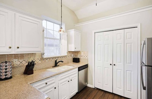 Lewisville House | Cozy 3 BR close to DFW, Lake Lewisville, Grapevine