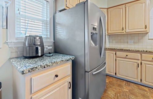 Lake Charles House | Cozy 3 BR Riverfront home in Westlake just minutes from downtown Lake Charles