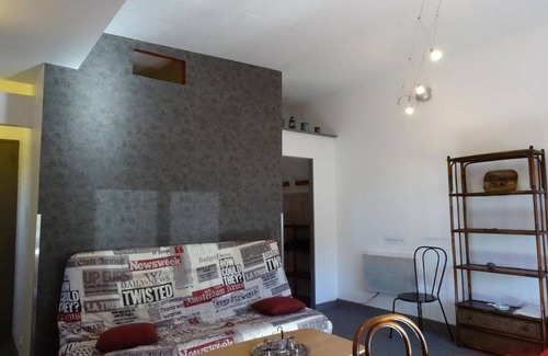 Arette Apartment | Cozy 3-Room Apartment with Free Parking and Ski Locker at La Pierre St Martin