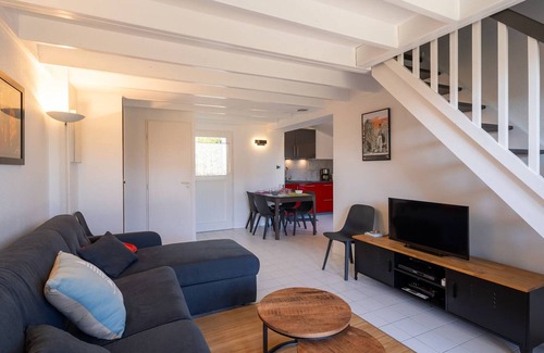 Carnac Villa | Cozy 3-Room House in Carnac with Private Garden, Near Beach & Shops - Sleeps 5