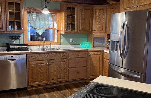 Black River Falls House | Cozy 3 story Log Cabin with space for the entire family and an amazing view
